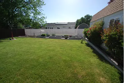 2251 N 850 W, Clinton, UT 84015 - Photo 25