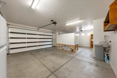 313 W Peridot Dr, Washington, UT 84780 - Photo 17