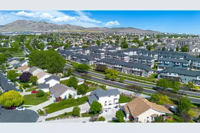 162 W Arbor Dr, Saratoga Springs, UT 84045 - Photo 31