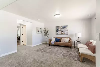 233 E 500 N, Roosevelt, UT 84066 - Photo 3