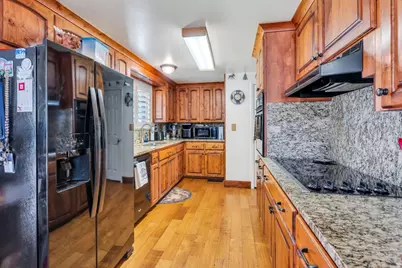 178 S 200 E, Orem, UT 84058 - Photo 3