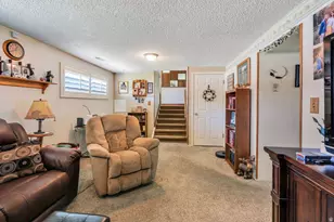 178 S 200 E, Orem, UT 84058 - Photo 17
