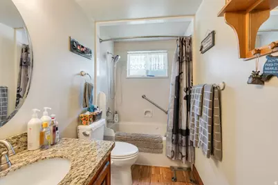 178 S 200 E, Orem, UT 84058 - Photo 11