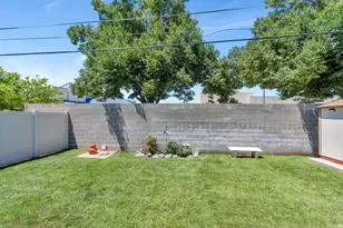 178 S 200 E, Orem, UT 84058 - Photo 25