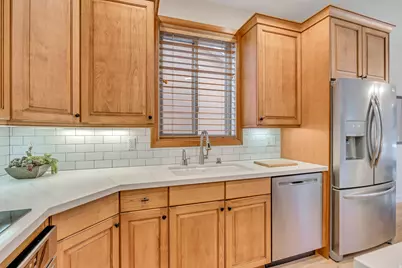 3261 E Lantern Hill Ct, Cottonwood Heights, UT 84093 - Photo 13