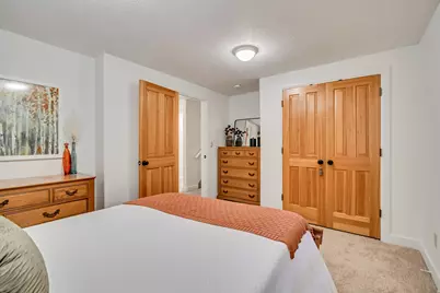 3261 E Lantern Hill Ct, Cottonwood Heights, UT 84093 - Photo 35