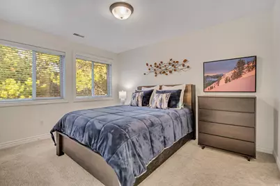 3261 E Lantern Hill Ct, Cottonwood Heights, UT 84093 - Photo 31