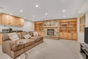3261 E Lantern Hill Ct, Cottonwood Heights, UT 84093 - Photo 37