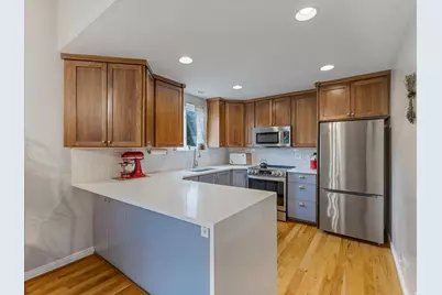 2228 E Renegade Rd, Sandy, UT 84093 - Photo 9