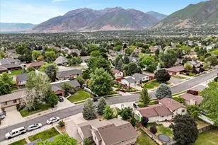 2228 E Renegade Rd, Sandy, UT 84093 - Photo 33