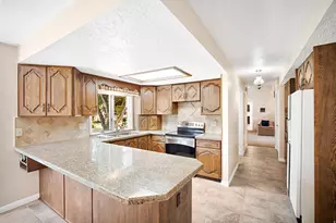 4 Rollingwood Ln, Sandy, UT 84092 - Photo 11