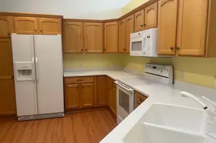 2043 W Abbey View Rd, West Jordan, UT 84088 - Photo 5