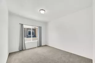 960 W Cyan Valley Way S, Bluffdale, UT 84065 - Photo 17