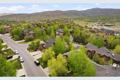 3447 W Cedar Dr, Snyderville, UT 84098 - Photo 5