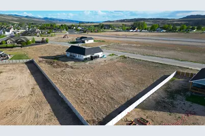 892 N 140 E #86, Mayfield, UT 84643 - Photo 3