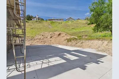 422 N Castor Ln E, Salt Lake City, UT 84103 - Photo 25