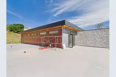422 N Castor Ln E, Salt Lake City, UT 84103 - Photo 23