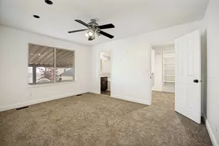1071 W 5150 S, Riverdale, UT 84405 - Photo 9