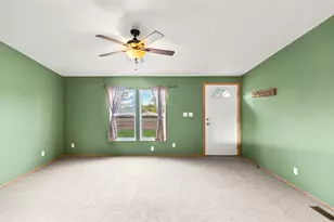 275 N 100 E, Torrey, UT 84775 - Photo 3