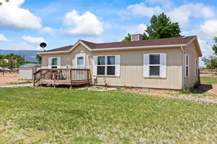 275 N 100 E, Torrey, UT 84775 - Photo 31