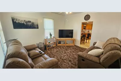 107 S 300 W, Price, UT 84501 - Photo 5