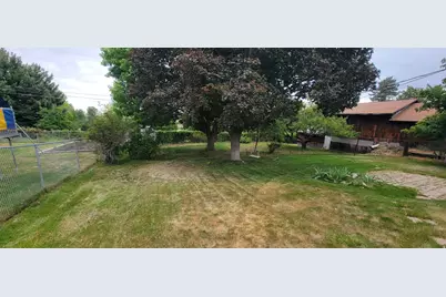 2818 S 50 W, Bountiful, UT 84010 - Photo 3