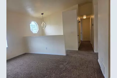 482 W 275 N, Clearfield, UT 84015 - Photo 5