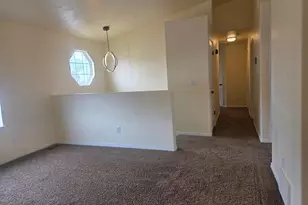 482 W 275 N, Clearfield, UT 84015 - Photo 5
