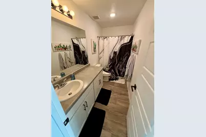 3269 S Peregrine Trl, Saratoga Springs, UT 84045 - Photo 15