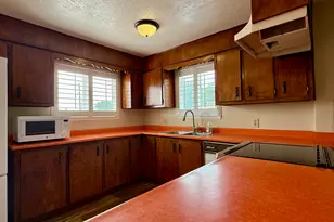 1043 E 4000 S, Vernal, UT 84078 - Photo 9