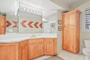 2051 E Normandywoods Ct, Holladay, UT 84117 - Photo 11