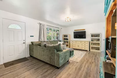 150 N Center St, Wellsville, UT 84339 - Photo 11