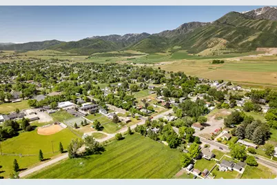 150 N Center St, Wellsville, UT 84339 - Photo 37