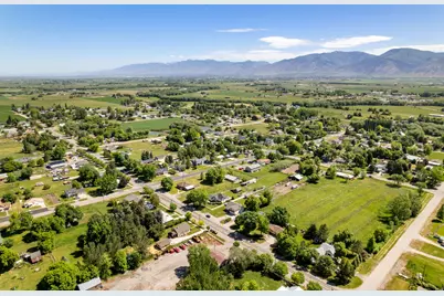 150 N Center St, Wellsville, UT 84339 - Photo 39
