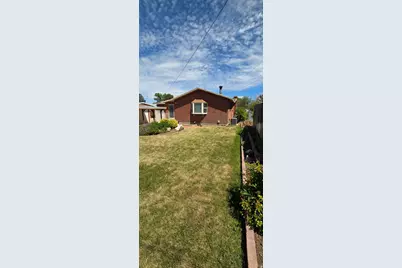 2033 W 5850 S, Roy, UT 84067 - Photo 5