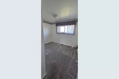 2033 W 5850 S, Roy, UT 84067 - Photo 13