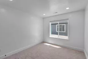 626 S 125 E, Hyde Park, UT 84318 - Photo 13
