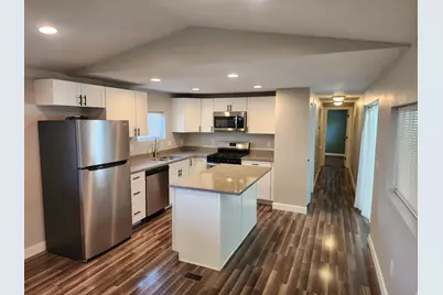 11265 S Crescent Park Cir E #171, Sandy, UT 84094 - Photo 3