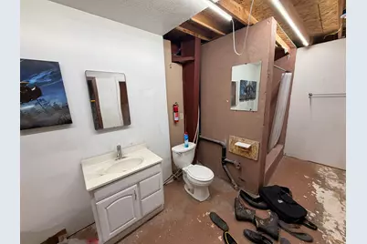 190 N Main St, Centerfield, UT 84622 - Photo 9
