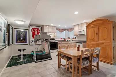 1880 Shadow Valley Dr, Ogden, UT 84403 - Photo 23