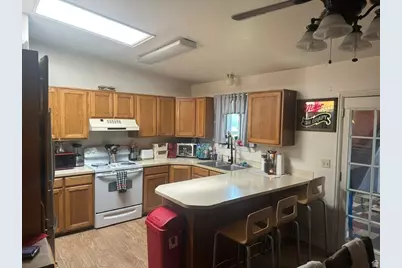 1177 N 200 W, Layton, UT 84041 - Photo 5