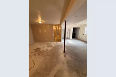 680 E Family Cir, Sandy, UT 84070 - Photo 23
