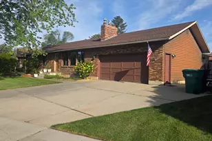 1784 W 4500 S, Roy, UT 84067 - Photo 3