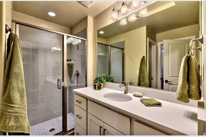1622 W Canyon Tree Dr, Saint George, UT 84770 - Photo 17