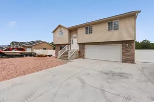 702 W McKellar St N, Tooele, UT 84074 - Photo 9