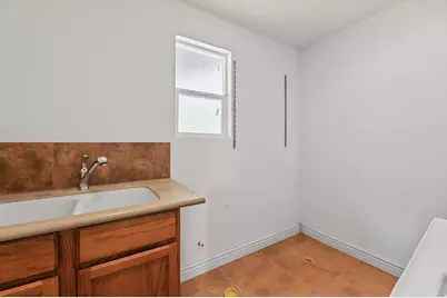 702 W McKellar St N, Tooele, UT 84074 - Photo 31