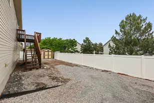 702 W McKellar St N, Tooele, UT 84074 - Photo 7