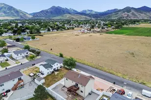702 W McKellar St N, Tooele, UT 84074 - Photo 43