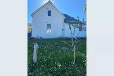 295 W 100 S, Manti, UT 84642 - Photo 3