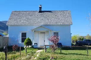 295 W 100 S, Manti, UT 84642 - Photo 1